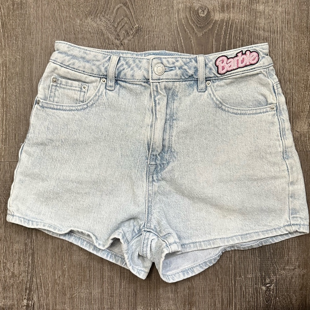 Barbie X PacSun Jean shorts size 25w‎